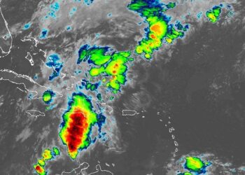 Lluvias de variable intensidad en varias provincias este domingo