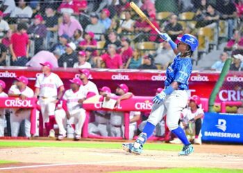Madé hace historia; Alcántara deslumbra y Licey aplasta al Escogido