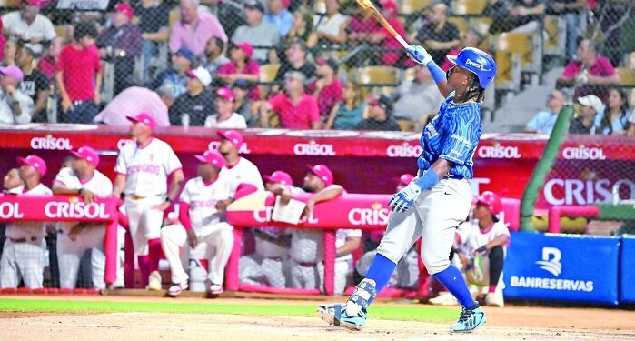 Madé hace historia; Alcántara deslumbra y Licey aplasta al Escogido