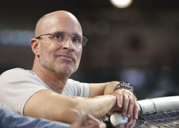 Marineros consideran a Espada para su vacante de manager (fuente)