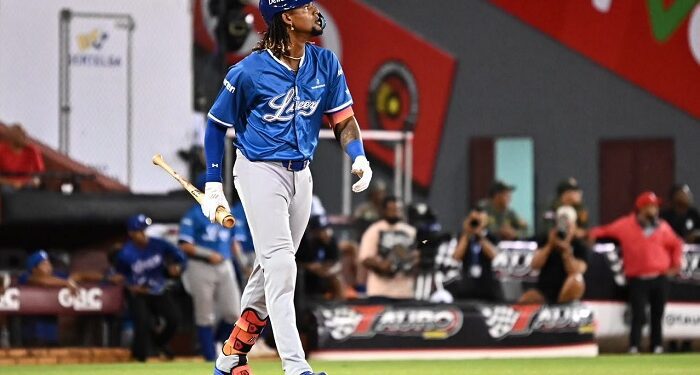 Alcántara y Hernández castigan Gigantes en paliza del Licey
