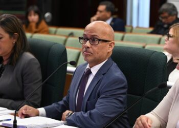 Tribunales defiende permanencia de jueces municipales en reforma administrativa