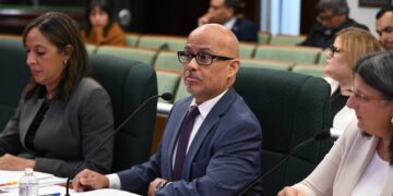 Tribunales defiende permanencia de jueces municipales en reforma administrativa