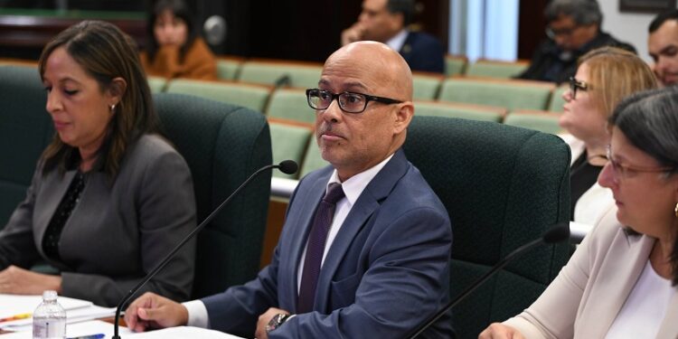 Tribunales defiende permanencia de jueces municipales en reforma administrativa