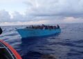 Guardia Costera y Armada Dominicana rescatan a 61 migrantes de una embarcación que se hundía
