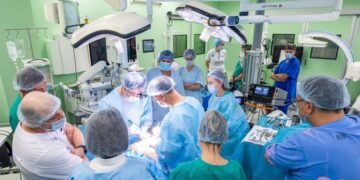 Un trasplante sin precedentes en Rusia abre una nueva esperanza para pacientes al borde de la parálisis