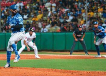 Licey domina a las Águilas en Santiago