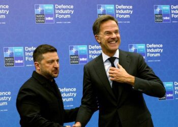 La OTAN permite a Kiev agilizar compras de armas en medio del esfuerzo pro-paz de EE.UU.
